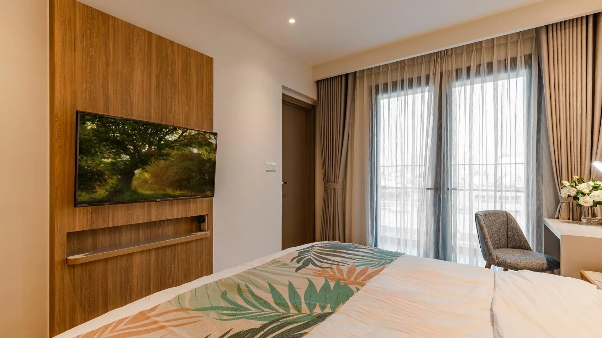 Luxury 2 Or 3Br Apartment In Dist 1 N Pool, Gym, Airport Pickup Ho Chi Minh City 0*,